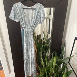 AUGUSTE THE LABEL | size 6 wrap dress